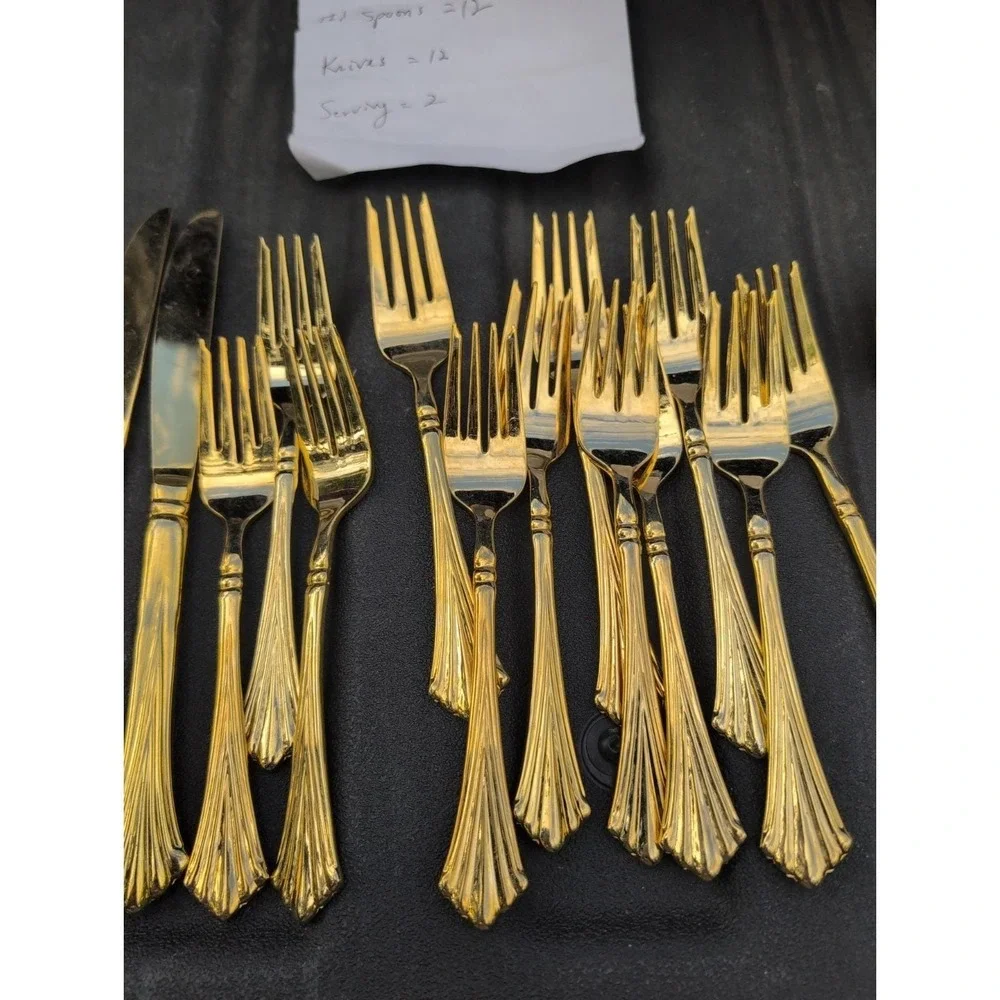 William And Rogers And Son Gold Pavillion Flatware 62 Pieces